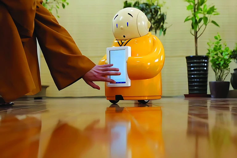 Vấn Đề Hoạt Động Tôn Giáo Trên Không Gian Mạng, Quản Lý Tiền Công Đức Trên Diễn Đàn Quốc Hội Khóa XVI